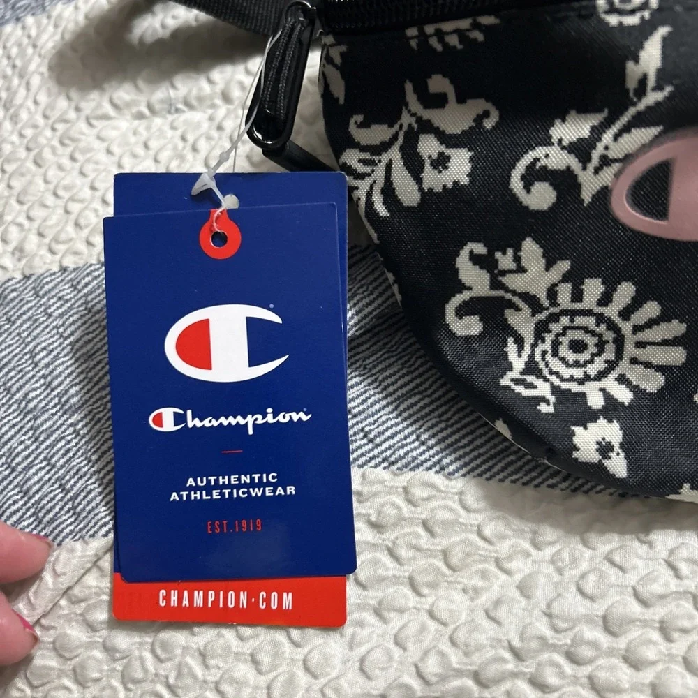 CHAMPION AVERY WAIST Fanny PACK‎ 'Handkerchief' Black/White Pattern Pink Logo